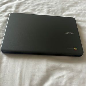 Acer Chromebook (Touchscreen) Includes charger